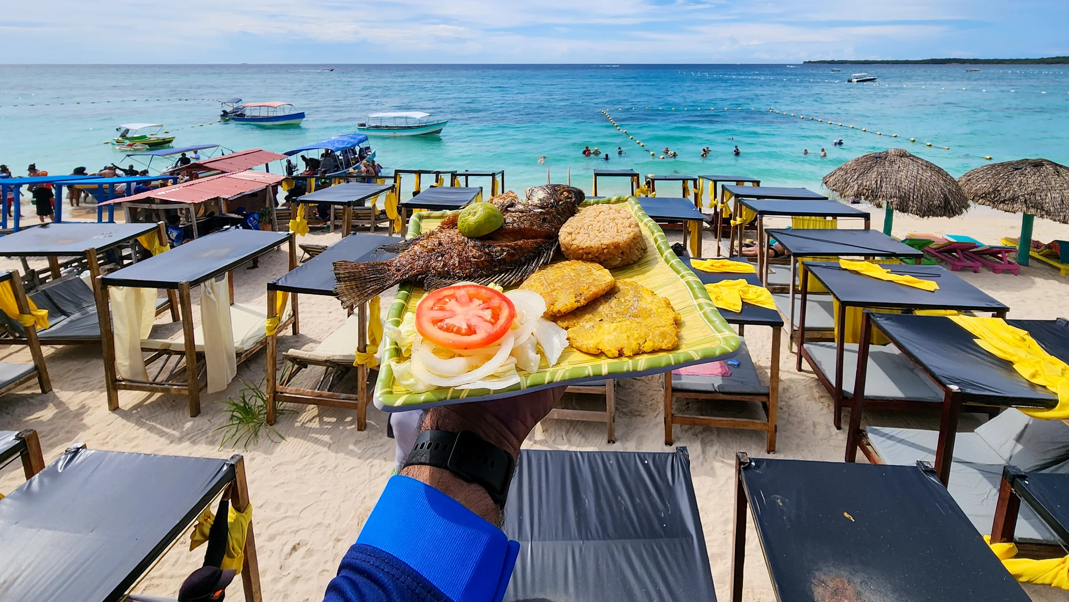 Lunch by the sea at Playa Tranquila